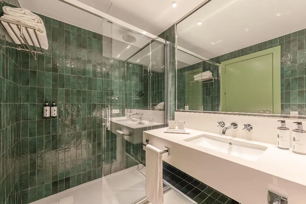 TRIPLE CAPACITY 3 Room, Ribera de Triana Hotel, Seville