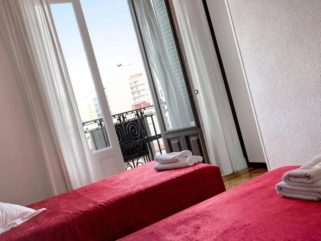 TWIN STANDARD Room, Hostal Besaya, Madrid