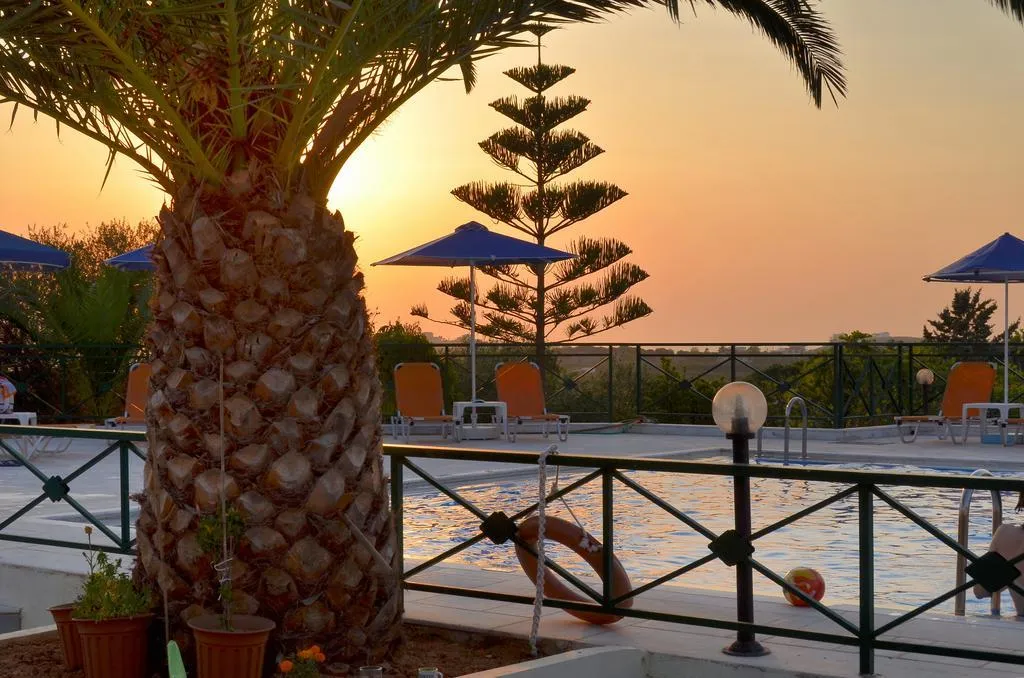Pool, Aloni Suites, Crete