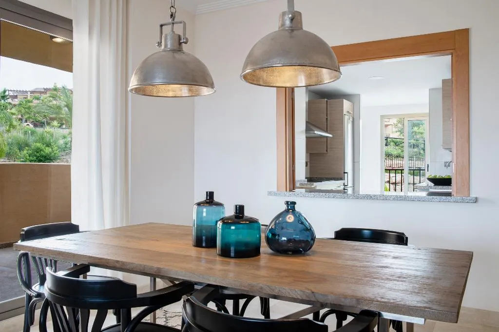 APARTMENT THREE BEDROOMS Room, Quartiers Marbella Apartments, Costa Del Sol
