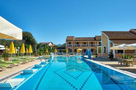 Yiannis Village Sidari, Corfu