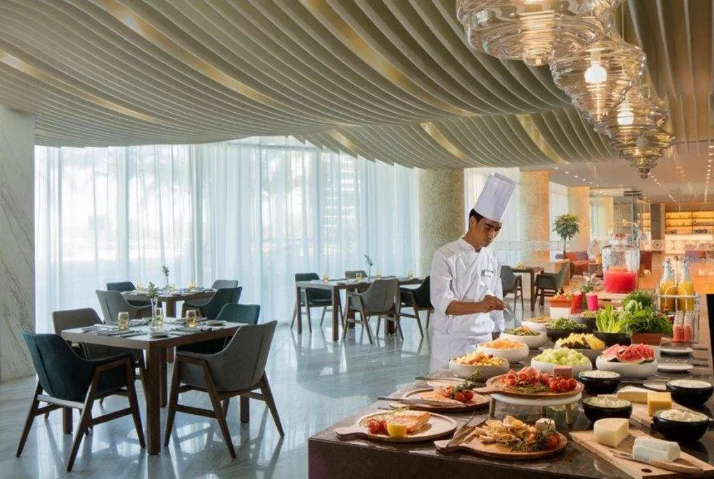 Restaurant, Radisson Blu Hotel Apartment Dubai Silicon Oasis, Dubai