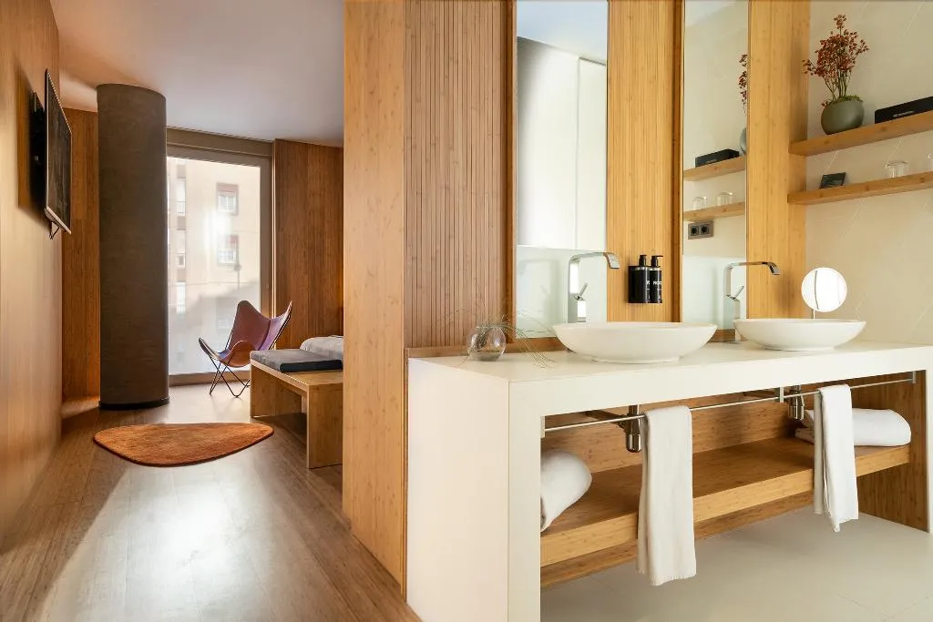 DOUBLE DELUXE Room, Eurostars Barcelona Central, Barcelona