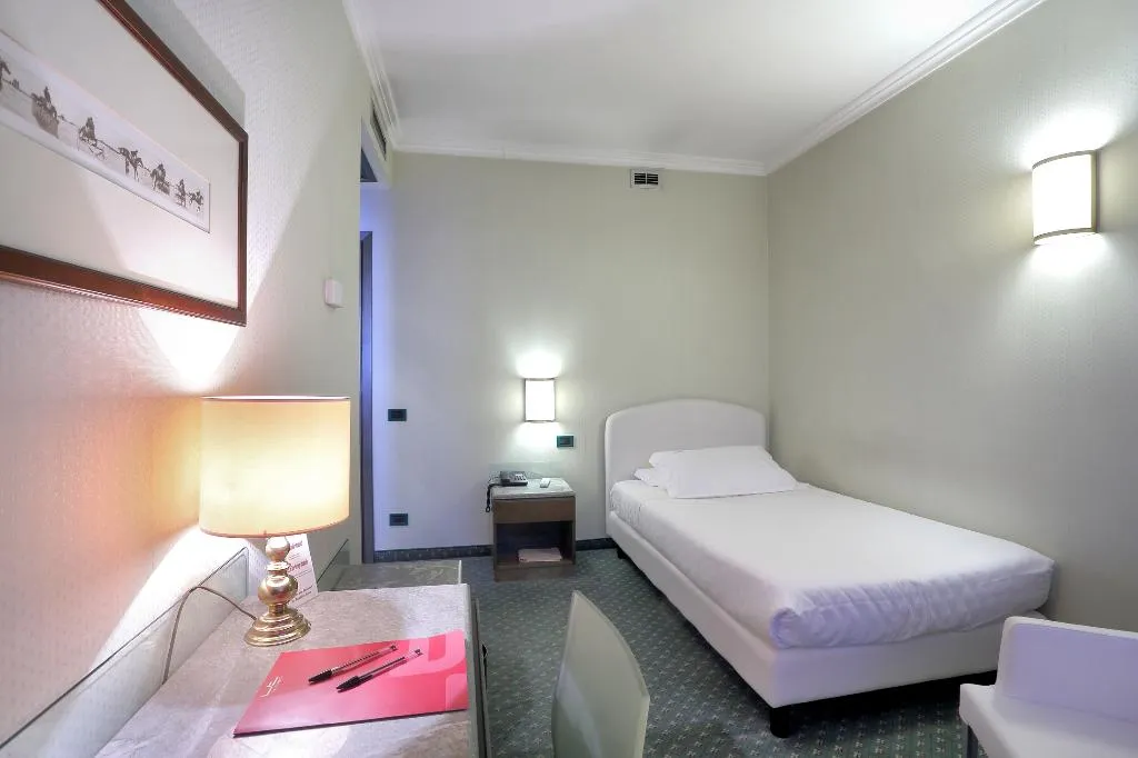 SINGLE STANDARD Room, La Torretta Hotel, Milan