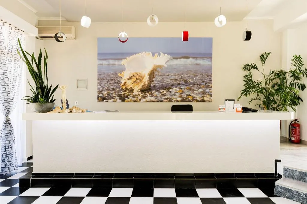 Lobby, Terinikos, Rhodes