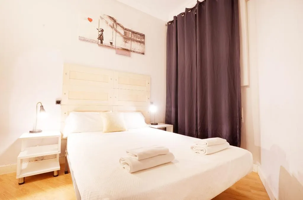 Room Shared external bathroom Room, Wow Barcelona Hostel, Barcelona