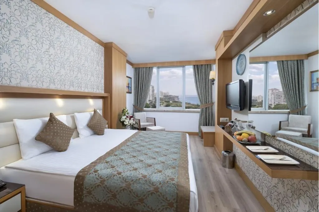 SUITE SEA VIEW Room, Delta Hotels by Marriott Antalya Lara ADULT ONLY, Antalya