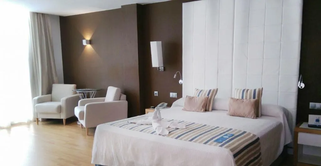 DOUBLE SUPERIOR Room, Sandos El Greco, Ibiza