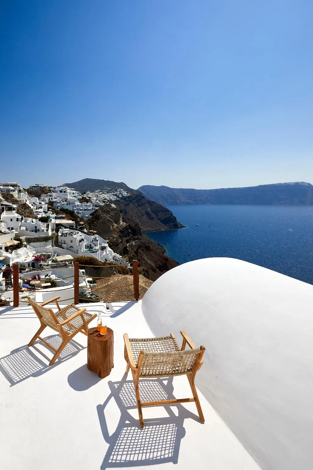 SUITE WITH JACUZZI Room, Rhenia'S Suites, Santorini