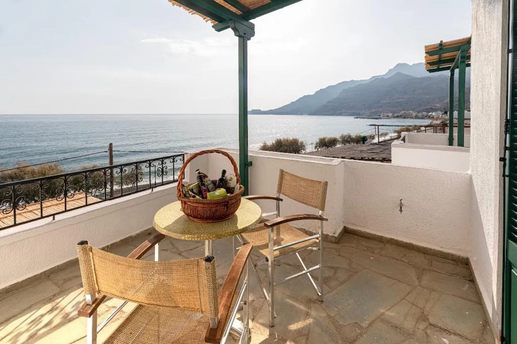 SUITE SEA VIEW CAPACITY 3 Room, Triton Authentic Cretan Hotel, Crete