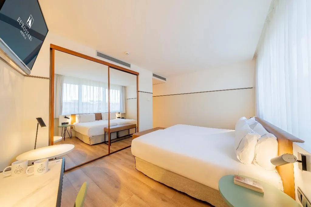 SUITE STANDARD Room, Eurostars Acteon, Valencia