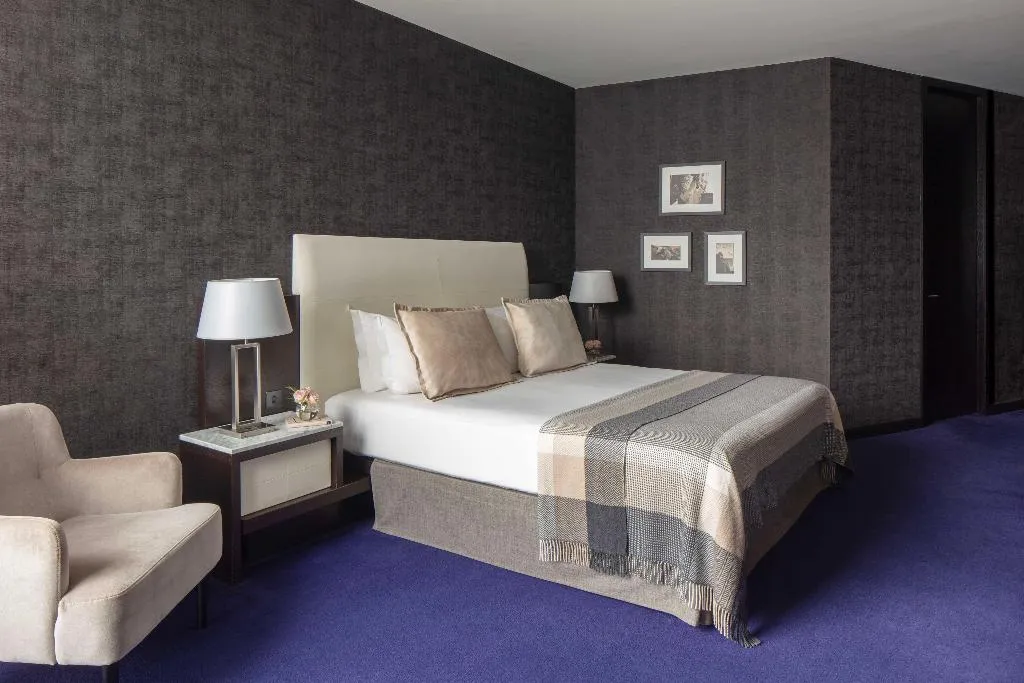 DOUBLE DELUXE Room, Anantara The Marker Dublin, Dublin