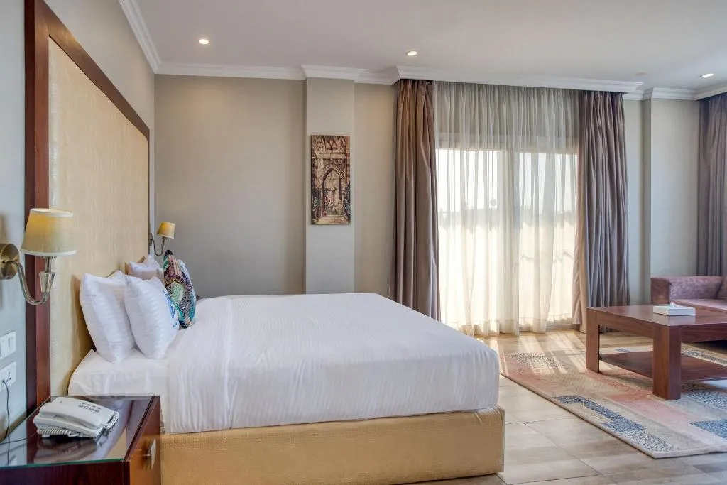 Room, Mamluk Pyramids Hotel, Cairo