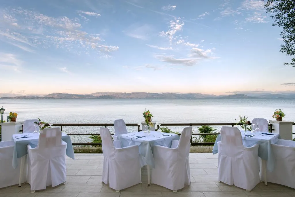 Restaurant, Kaiser Bridge, Corfu