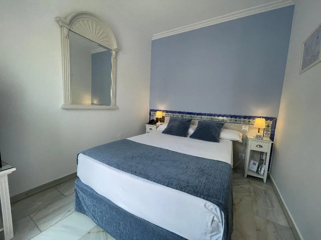 SINGLE STANDARD Room, Plaza Cavana, Costa Del Sol