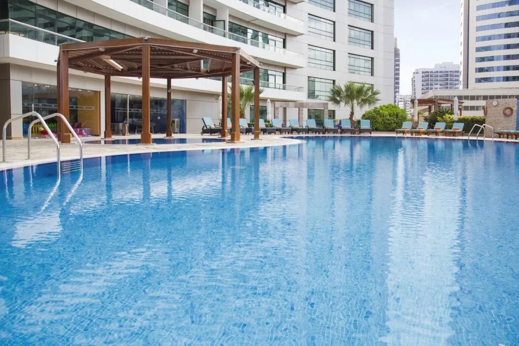 Pool, TIME Oak Hotel & Suites, Dubai