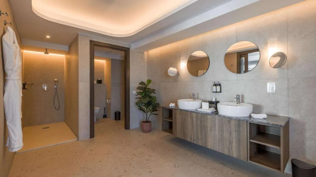SUITE DELUXE WITH VIEWS Room, Ax Odycy, Malta