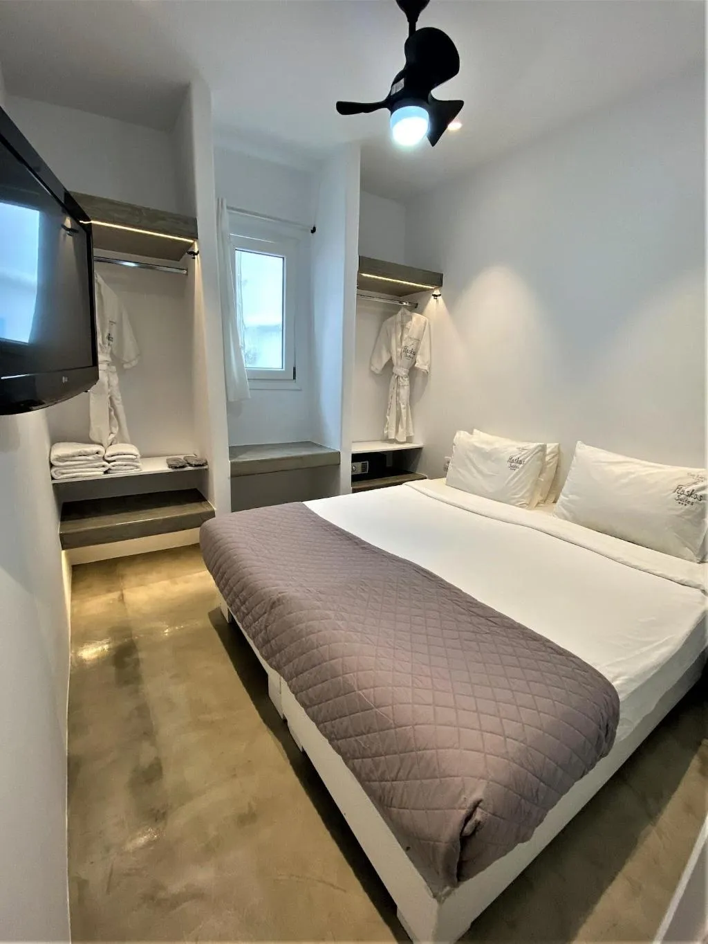 Room, Flaskos Suites, Mykonos