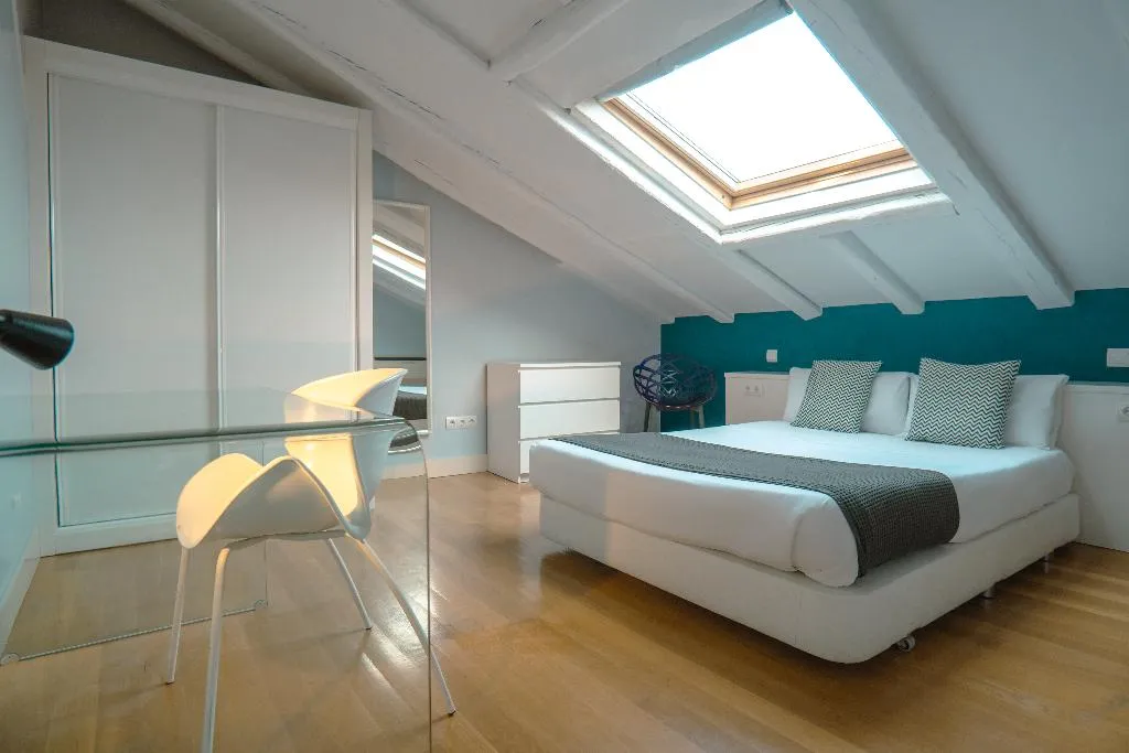 APARTMENT TWO QUEEN BEDS Room, Smartr Madrid Atocha, Madrid