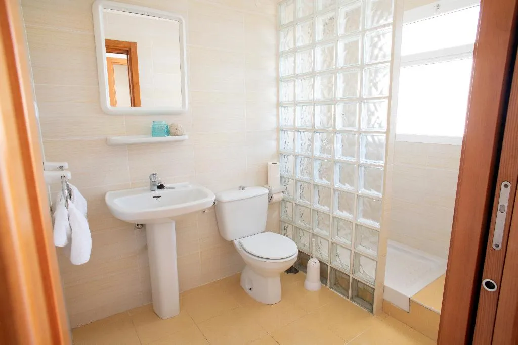 APARTMENT CAPACITY 4 ONE BEDROOM Room, La Baranda, Costa Del Sol