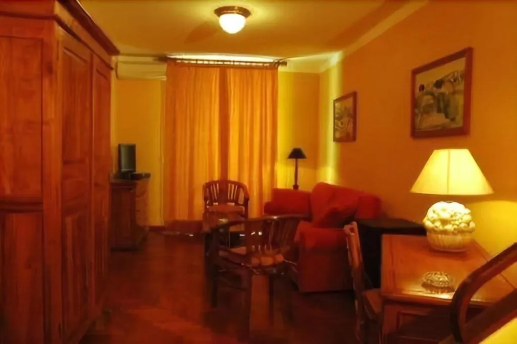 Room, Palazzo Pantaleo, Palermo