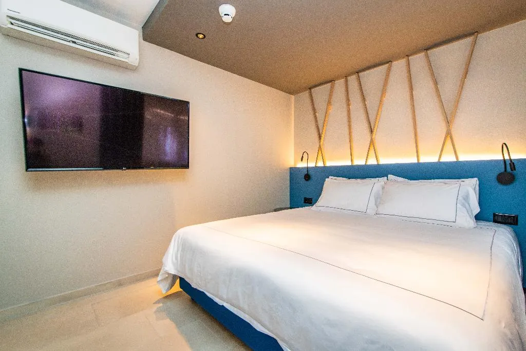 STUDIO CAPACITY 3 Room, Arena Verudela Beach, Istria