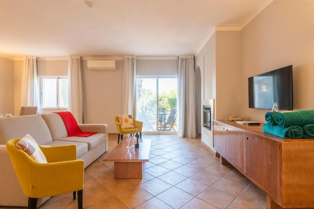 VILLA TWO BEDROOMS Room, Vale d'el Rei Hotel & Villas, Algarve