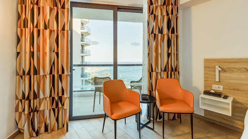 Double or Twin COMFORT SEA VIEW Room, Ax Odycy, Malta