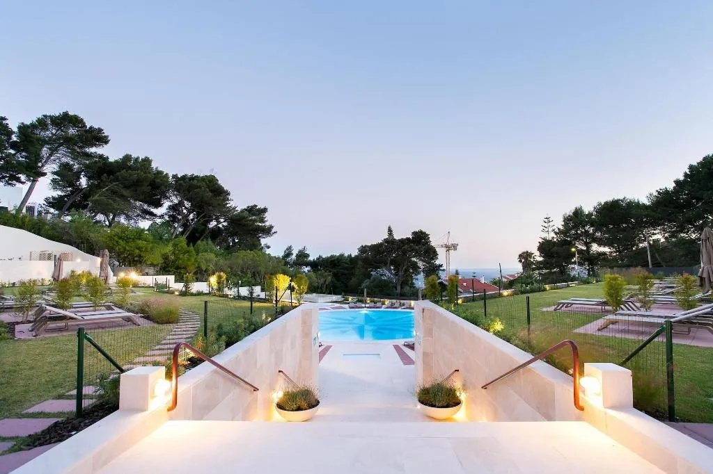 Pool, Four Points By Sheraton Sesimbra, Lisbon