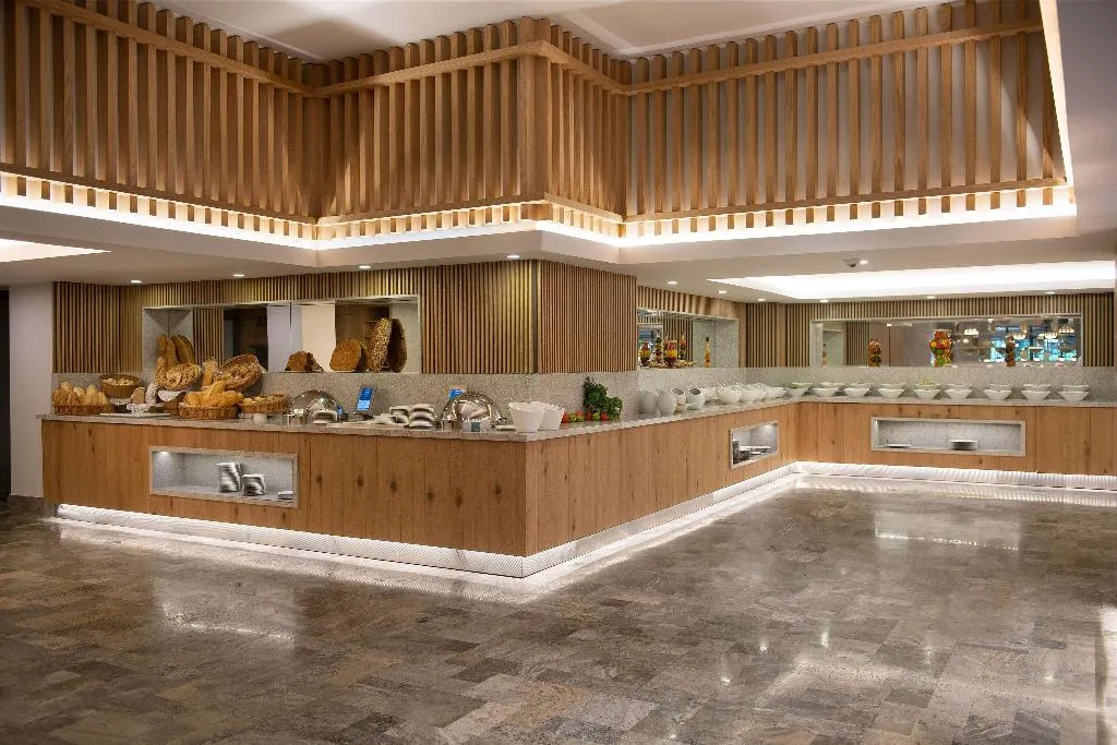 Restaurant, Miramare Beach, Antalya