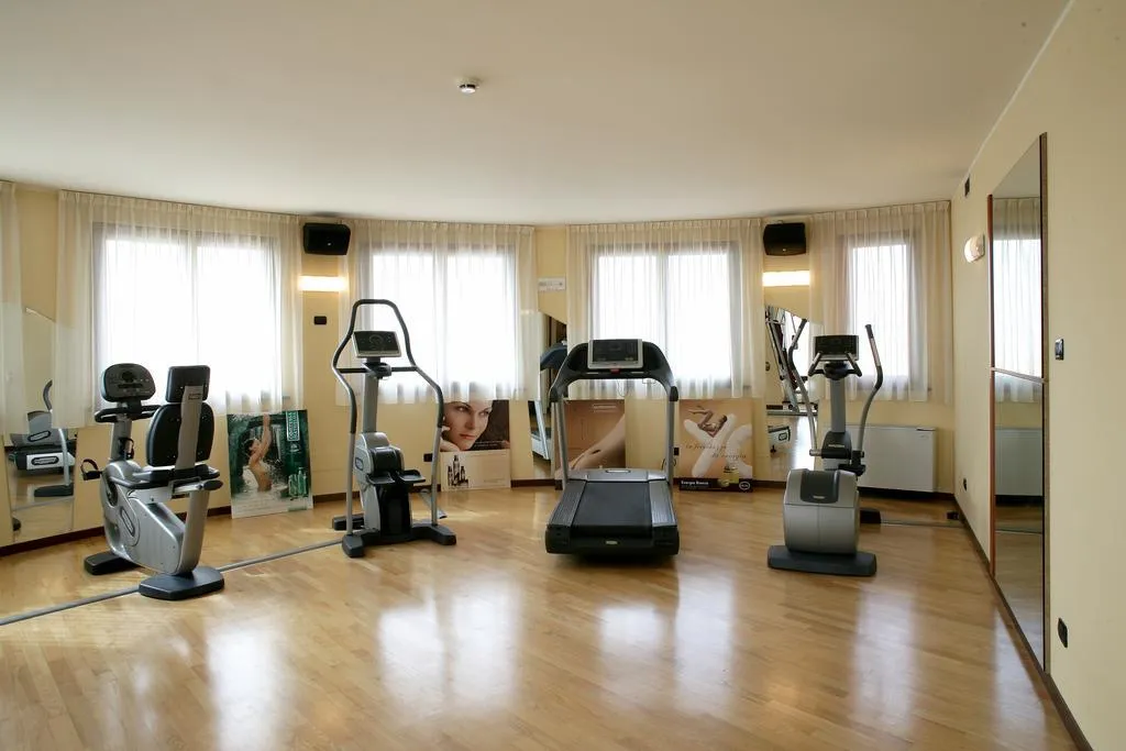 Sports and Entertainment, Il Castelletto, Milan