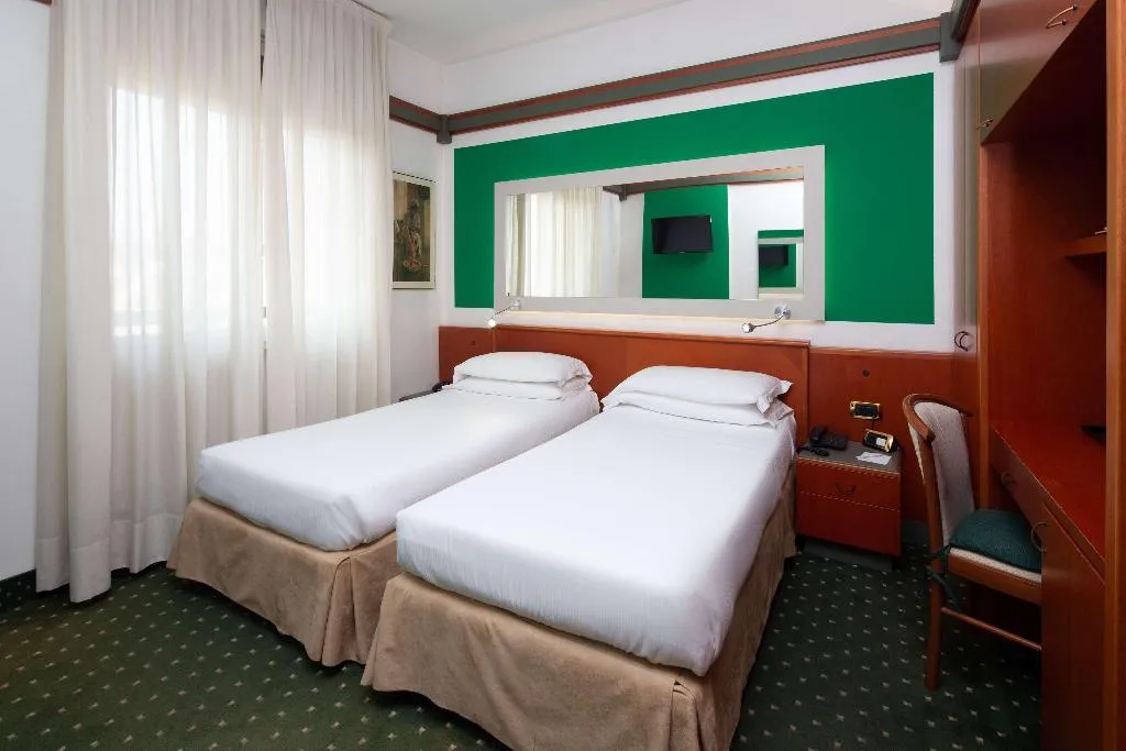 Room KING SIZE BED Room, Jet Hotel, Sure Hotel Collection by Best Western, Milan