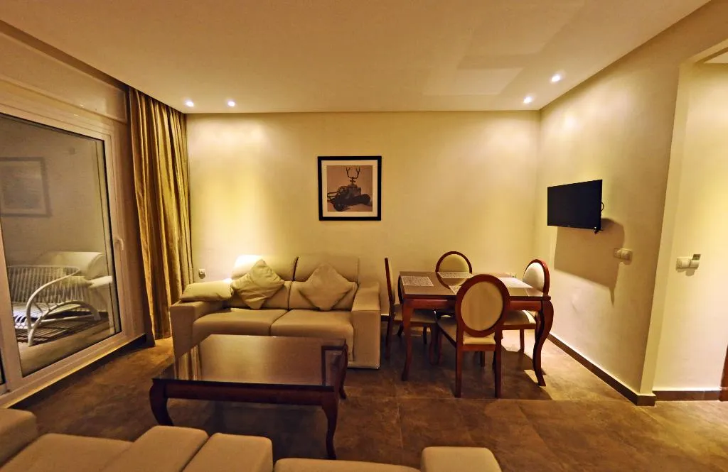 APARTMENT SEA VIEW TWO BEDROOMS Room, Mnar Castle, Tangier