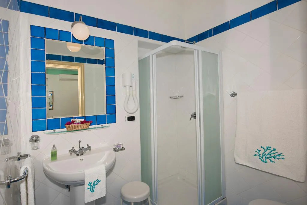 QUADRUPLE STANDARD Room, Hotel Ossidiana Stromboli, Palermo