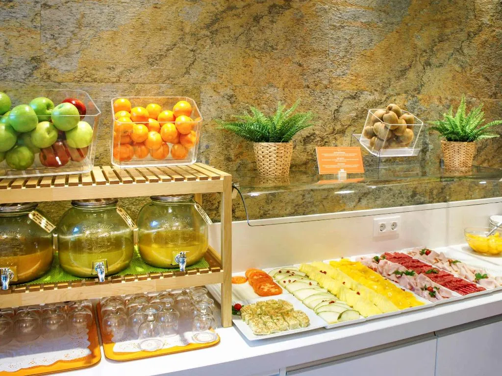Restaurant, Ibis Styles Madrid Prado, Madrid