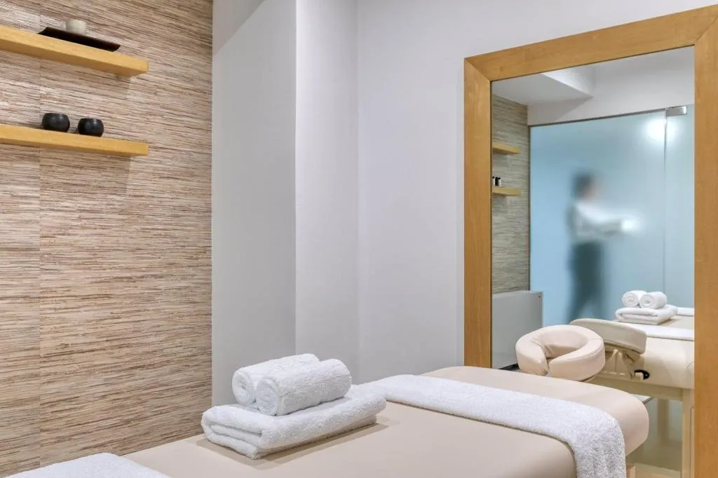 Sports and Entertainment, Las Hotel & Spa, Athens