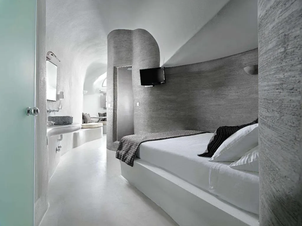 Room, Tholos Resort, Santorini