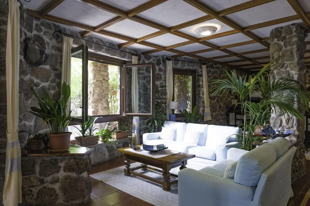 Lobby, Costa Dorada, Olbia