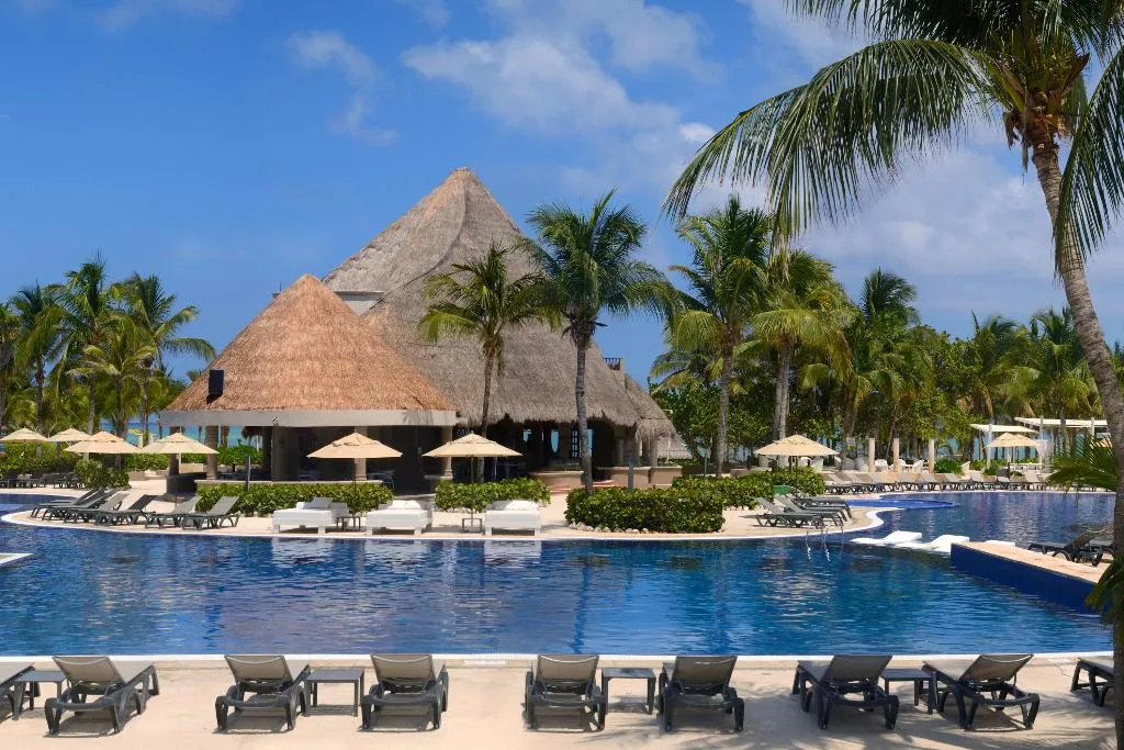 Pool, Catalonia Playa Maroma All Inclusive, Cancun Area