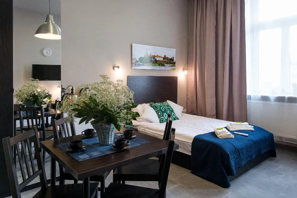APARTMENT CAPACITY 4 Room, Happy Tower Krakow, Krakow