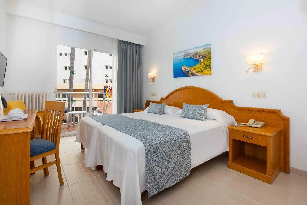 Double or Twin POOL VIEW Room, Valentin Reina Paguera - Adults only, Majorca