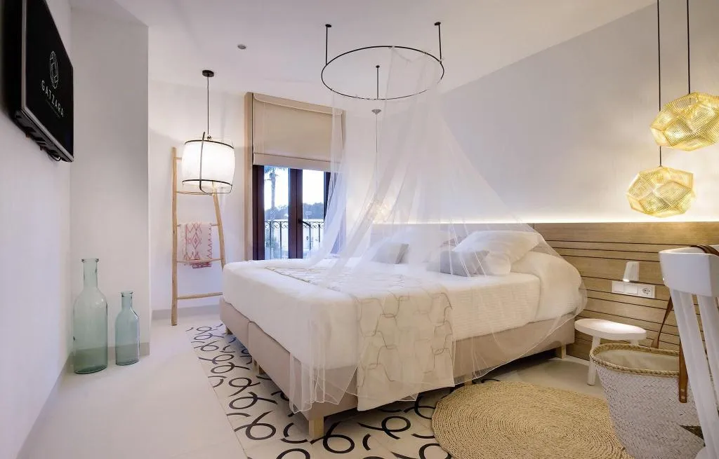 Room, Gatzara Suites Santa Gertrudis, Ibiza