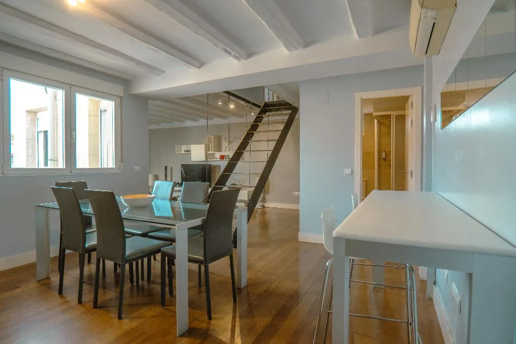 APARTMENT TWO QUEEN BEDS Room, Smartr Madrid Atocha, Madrid