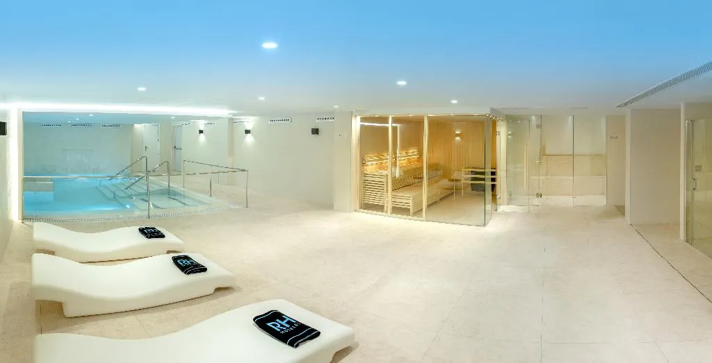 Sports and Entertainment, RH Victoria, Costa Blanca