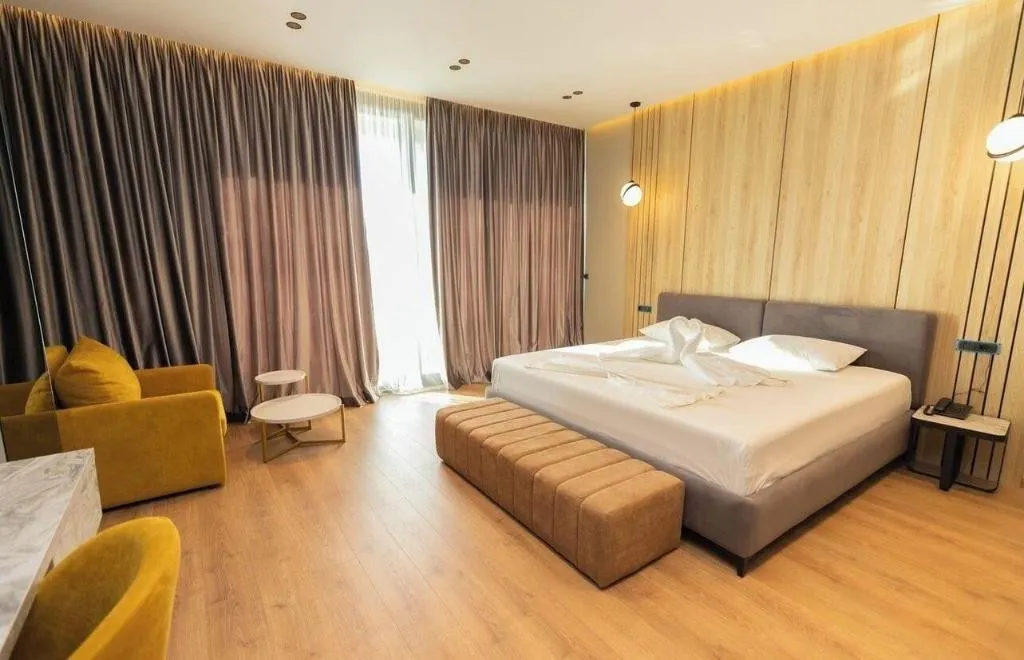 Room, Esbjerg Hotel, Kavaje