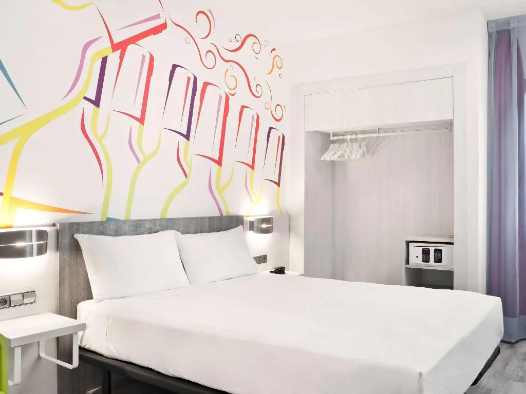 Room, Ibis Styles Madrid Prado, Madrid