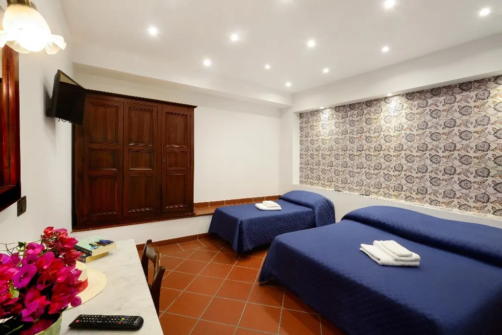 TRIPLE COMFORT Room, Villa Dafne, Palermo