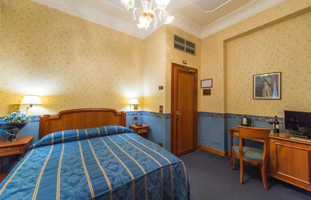 DOUBLE SINGLE USE WITH DOUBLE BED Room, Diana Park Hotel, Florence