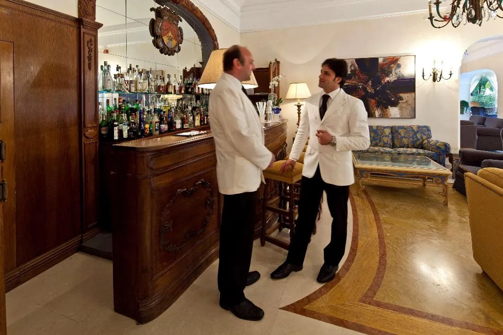 Bar, Excelsior Belvedere Hotel & Spa, Naples