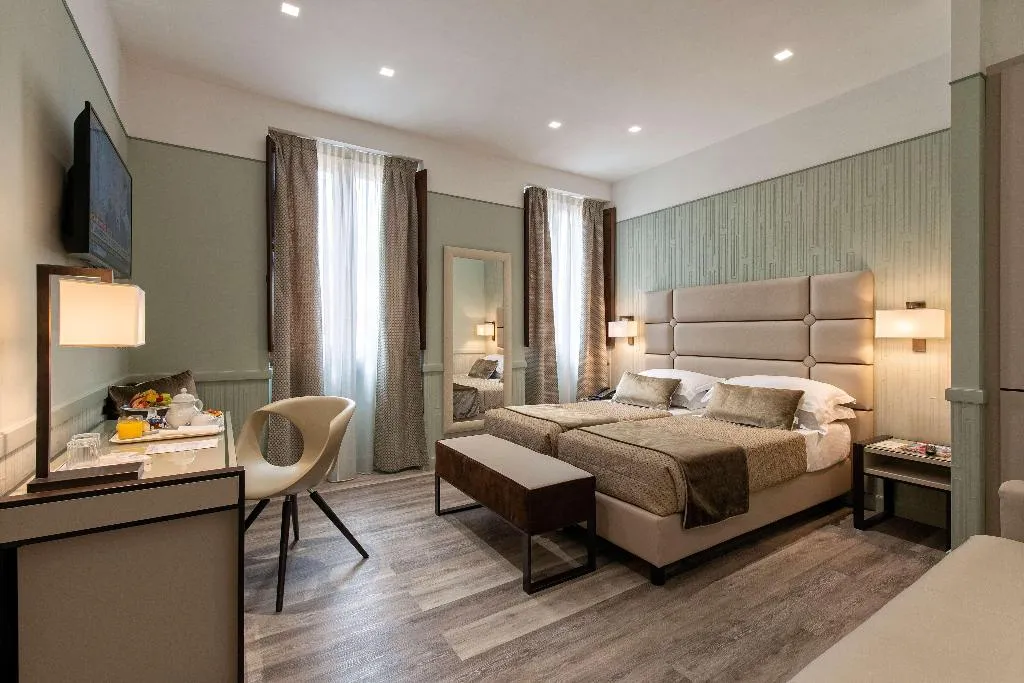 Room, Atlante Star, Rome